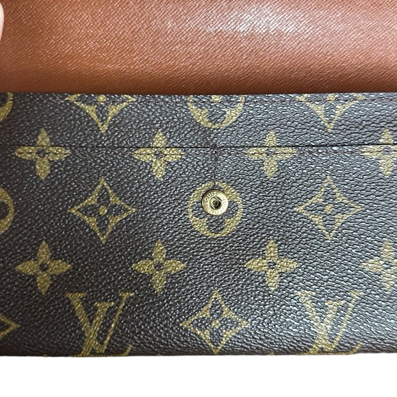 Louis Vuitton Monogram Sarah Long Wallet - Picture 14 of 16